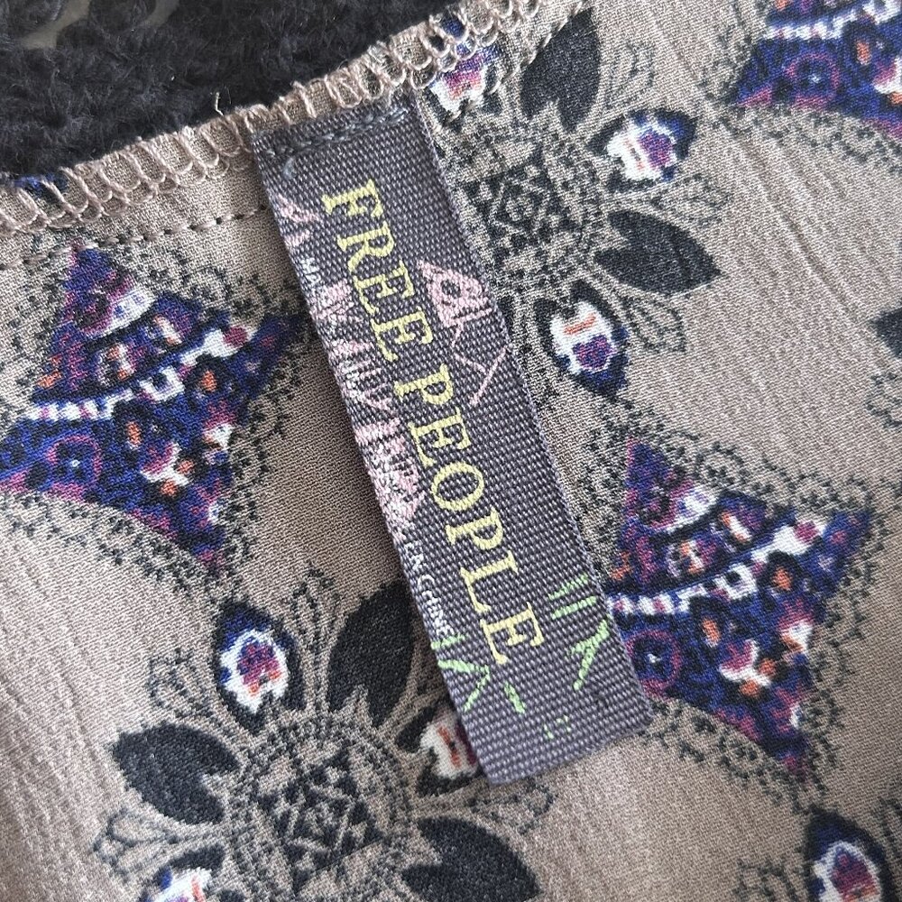 Free People Sleeveless Floral Tunic in Taupe and Black - Picture 4 of 8
